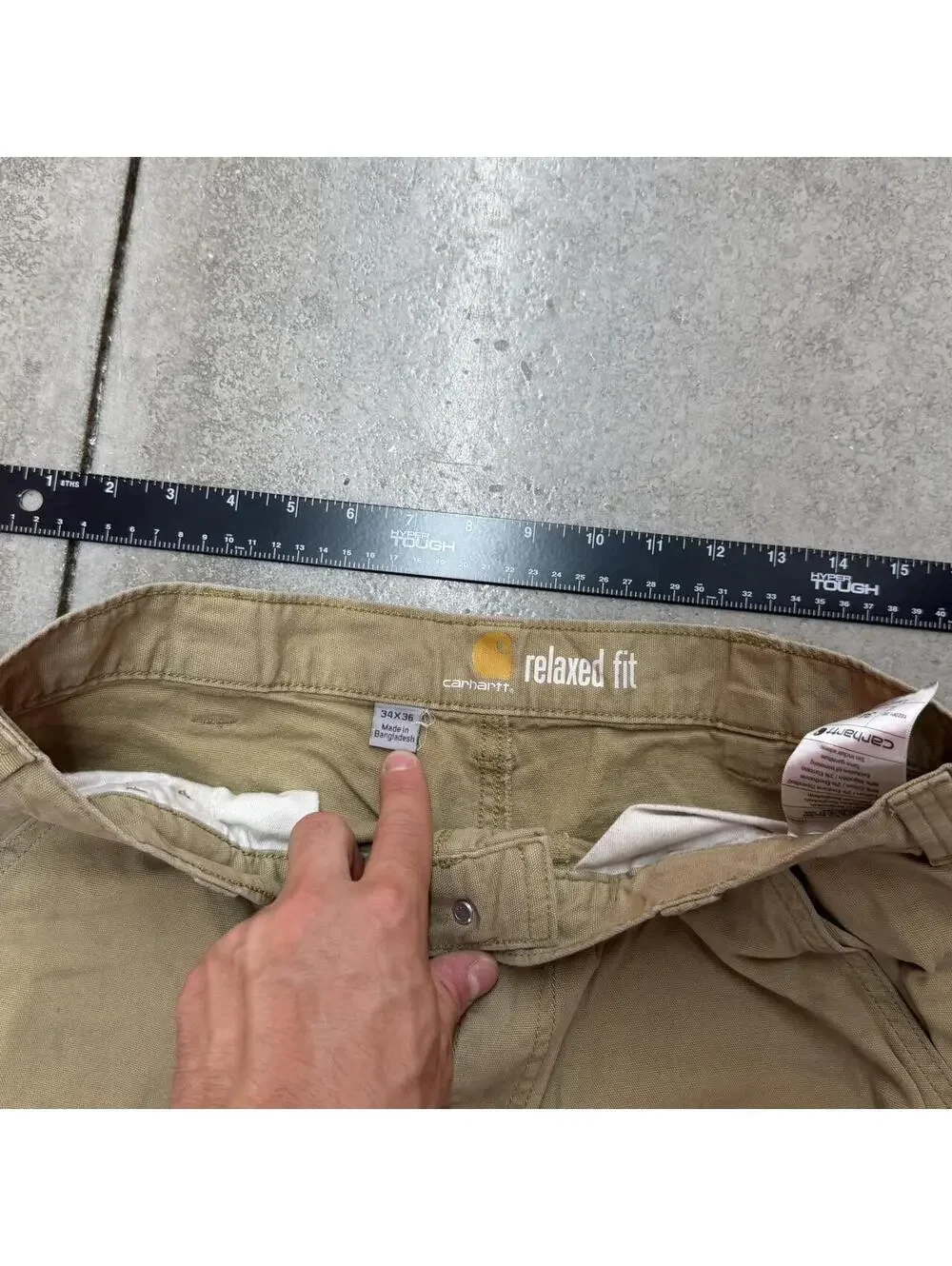vintage carhartt beige relaxed baggy fit cargo pants size 34 x 36